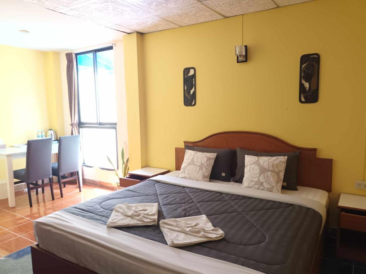 Patong Rose Guest House 50M To Beach Екстериор снимка