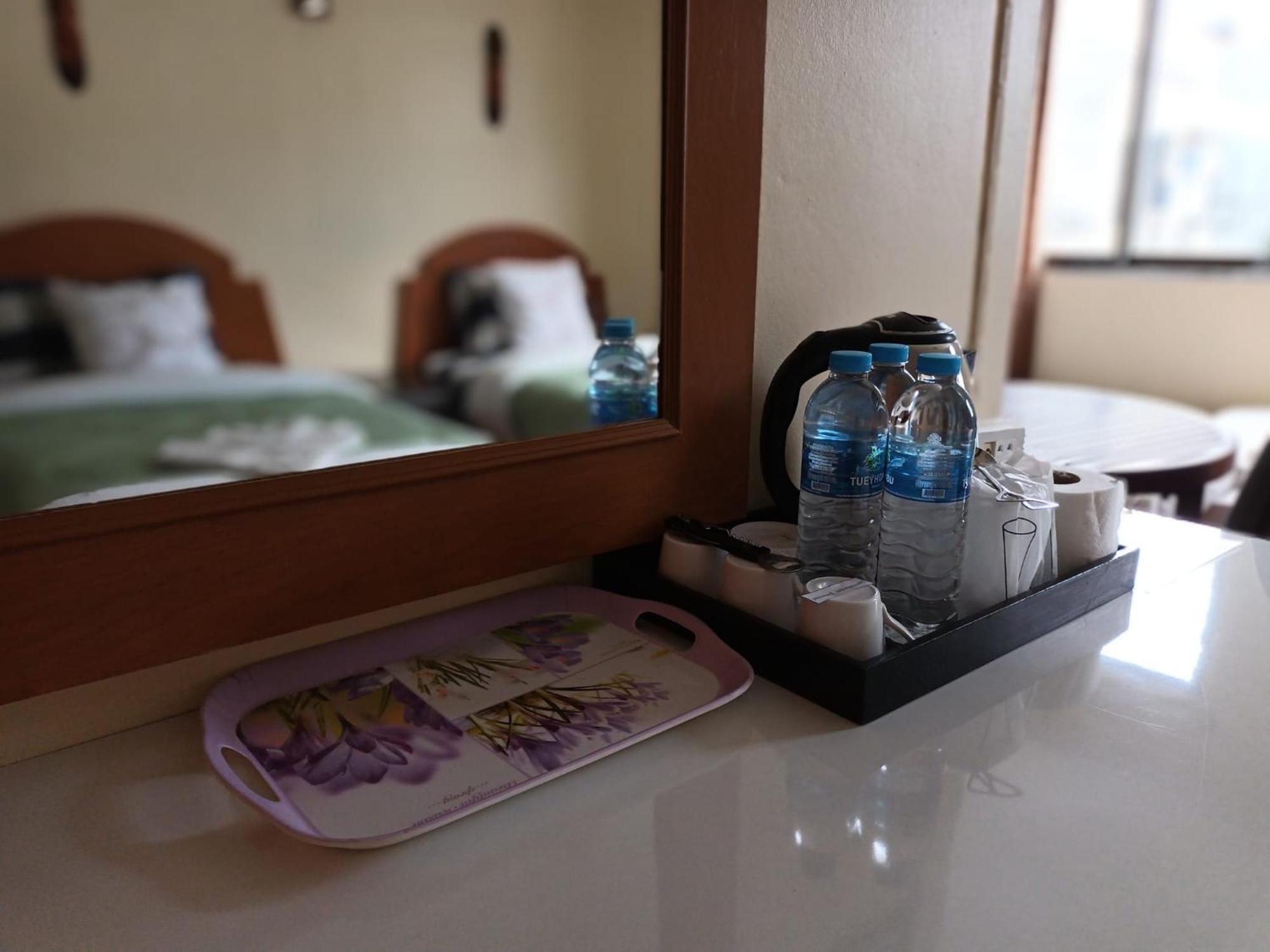Patong Rose Guest House 50M To Beach Екстериор снимка