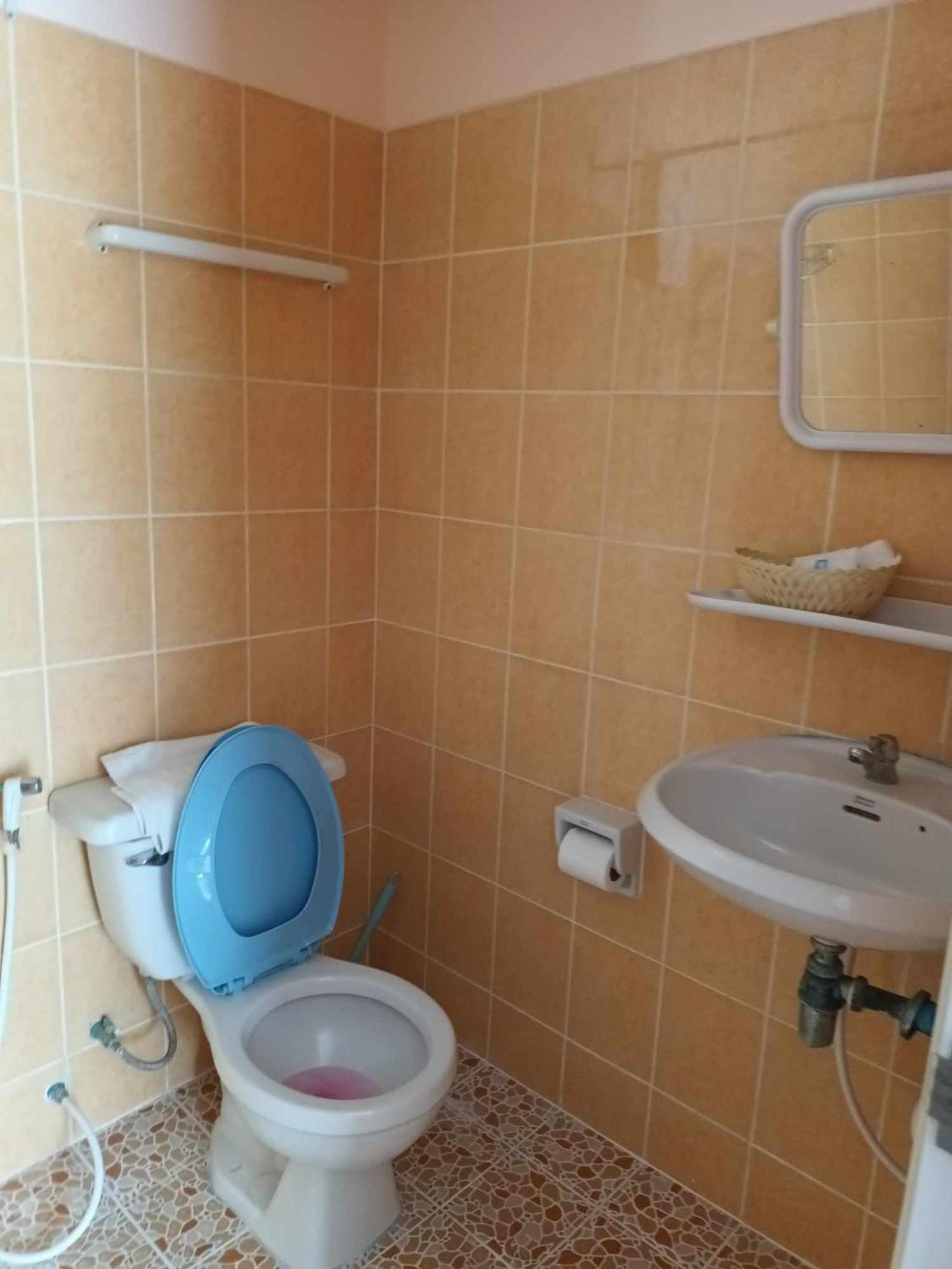 Patong Rose Guest House 50M To Beach Екстериор снимка