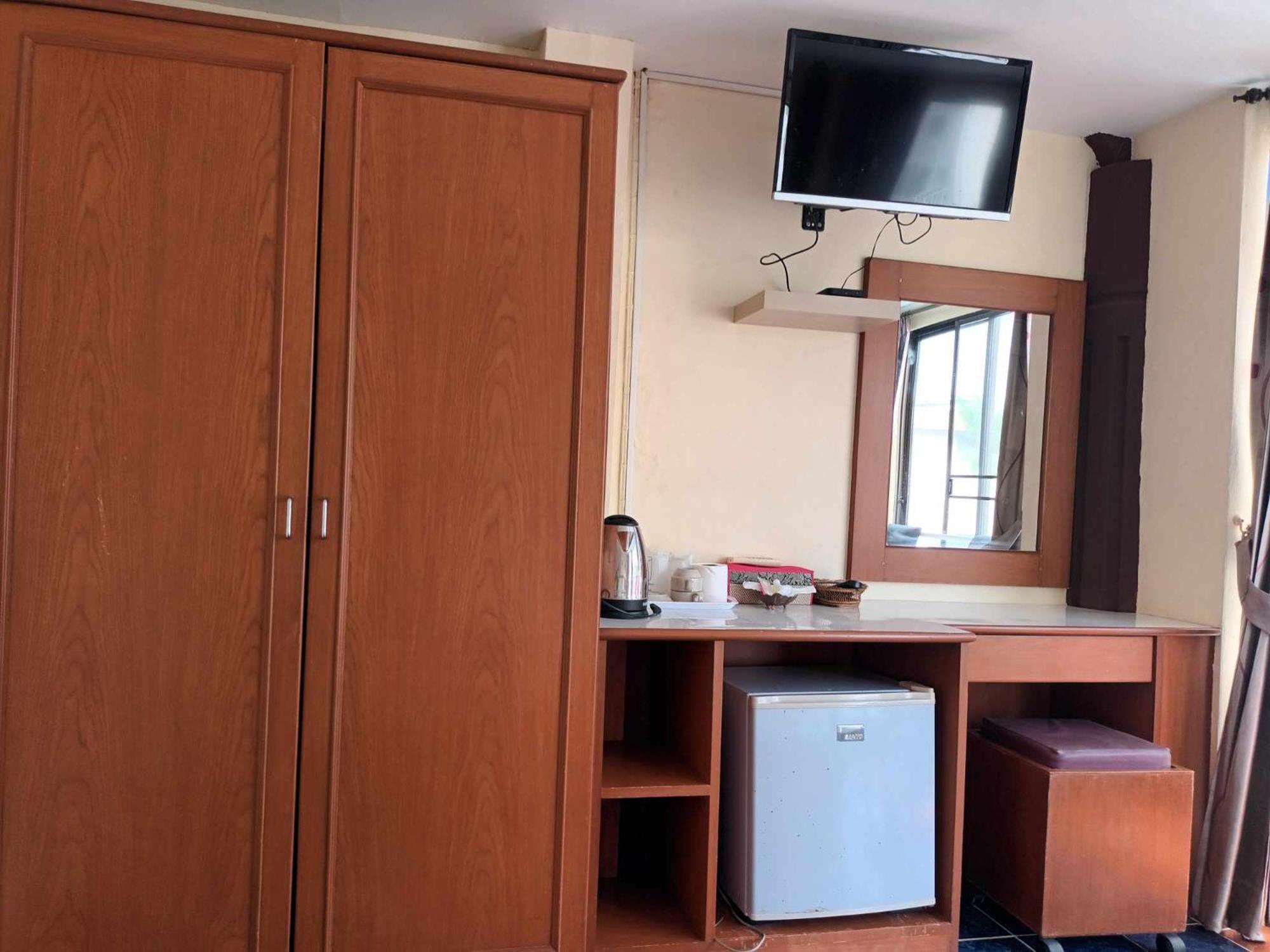 Patong Rose Guest House 50M To Beach Екстериор снимка