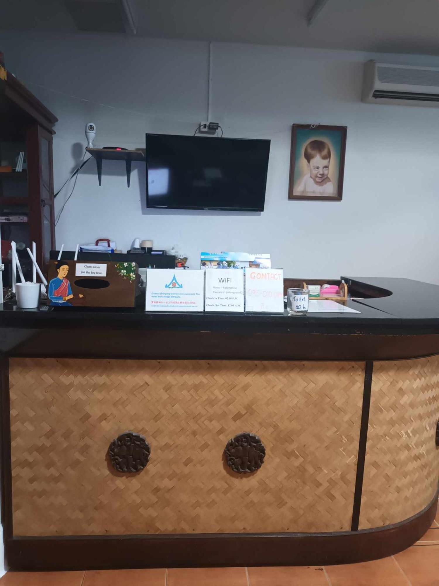 Patong Rose Guest House 50M To Beach Екстериор снимка