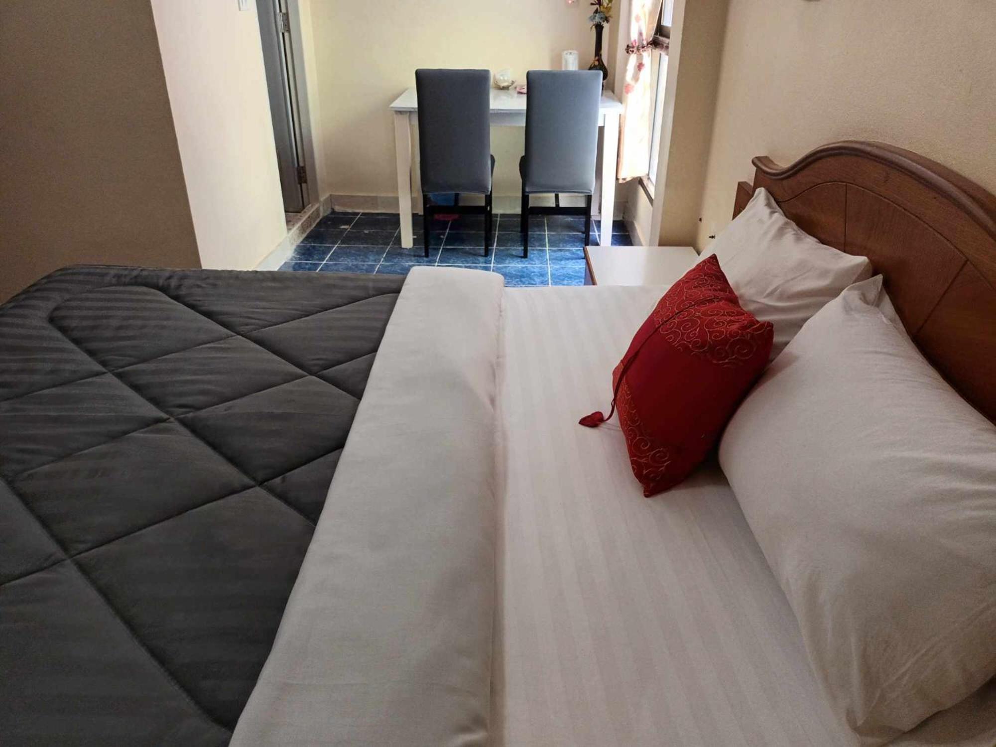 Patong Rose Guest House 50M To Beach Екстериор снимка